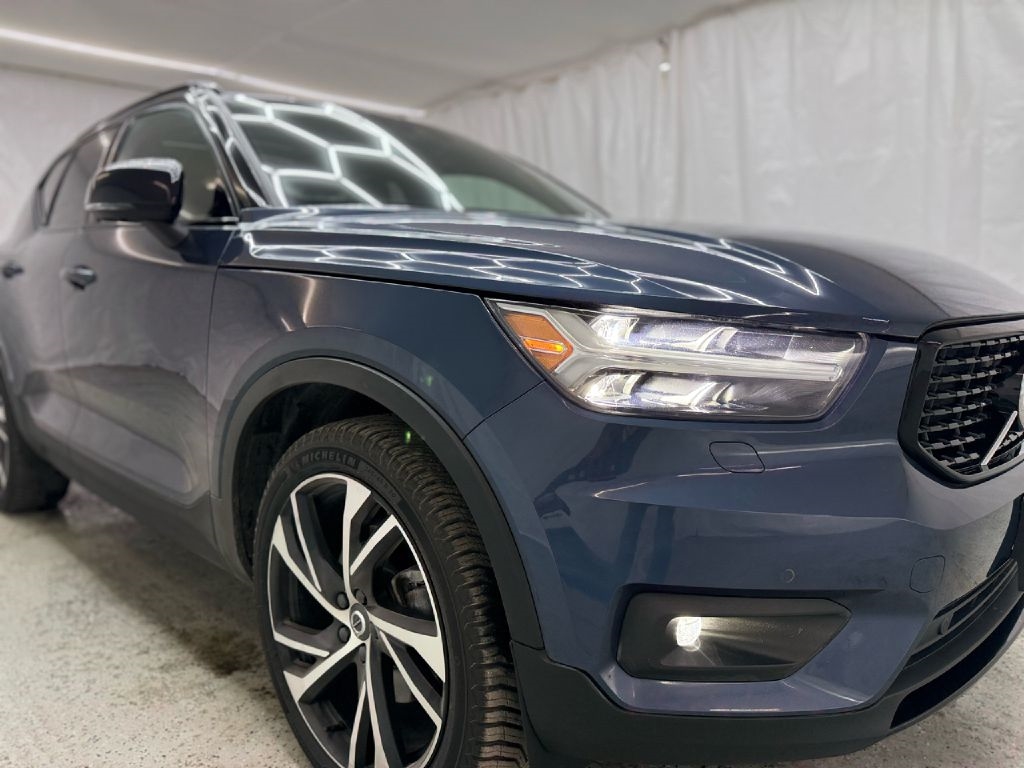 Volvo XC40 T5 R-Design AWD 2022