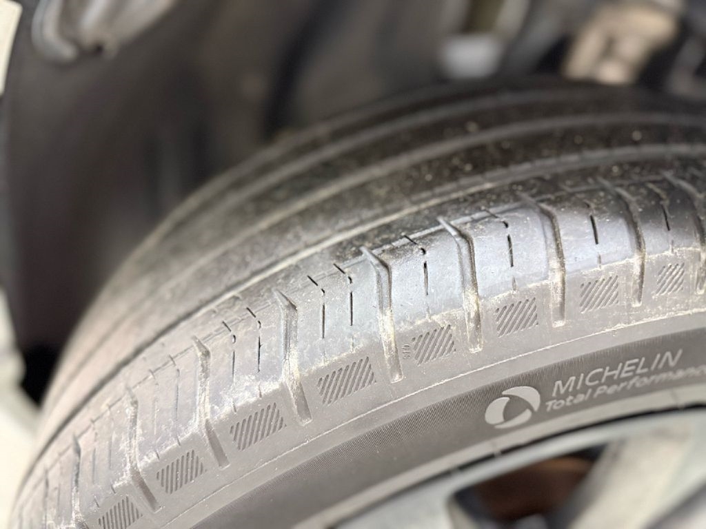 Jeep Grand Cherokee Laredo E 4WD 2021