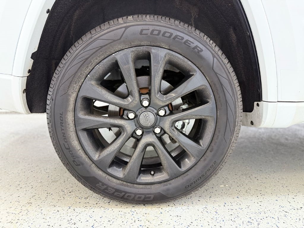 Jeep Grand Cherokee Laredo E 4WD 2021