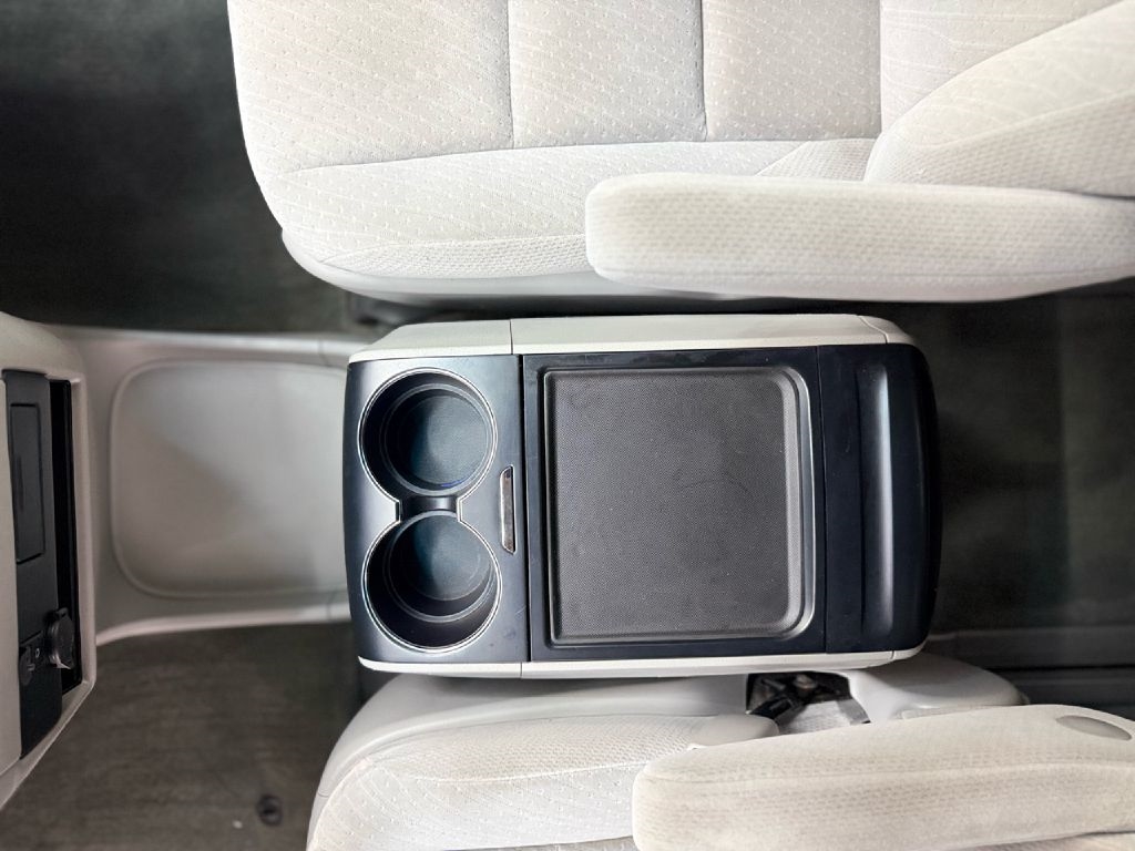 Toyota Sienna LE 7-Passenger AWD 2017