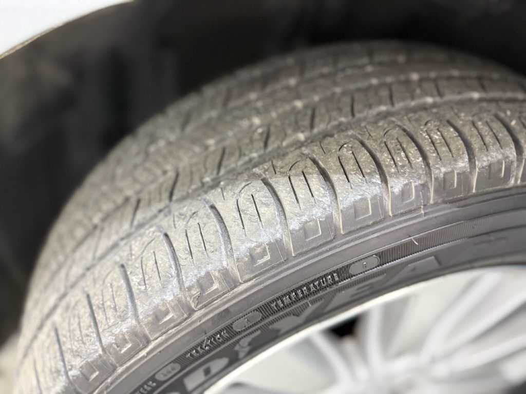 Toyota Sienna LE 7-Passenger AWD 2017