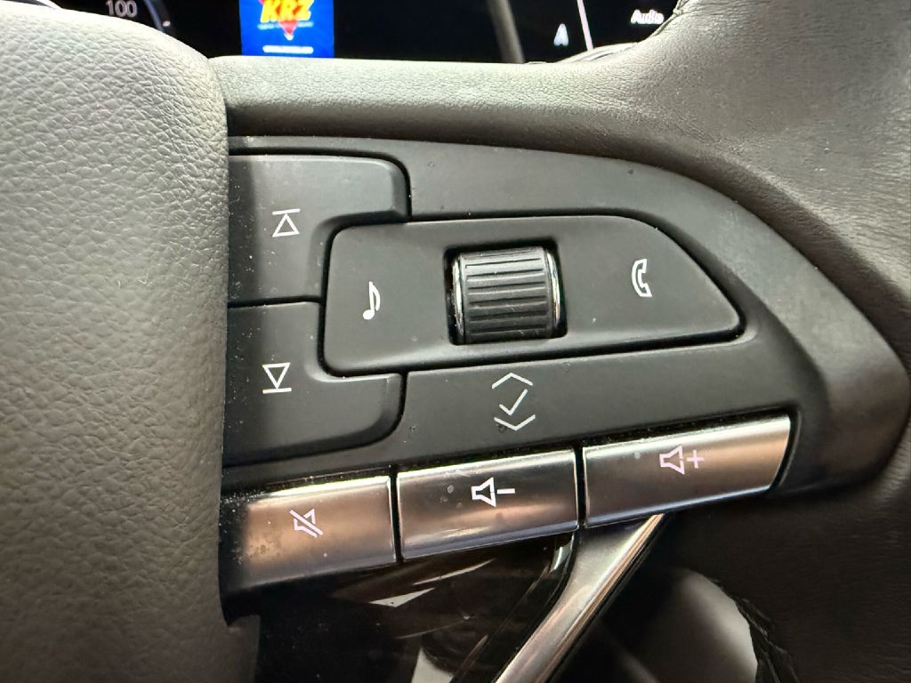 Cadillac Escalade Premium Luxury AWD 2021