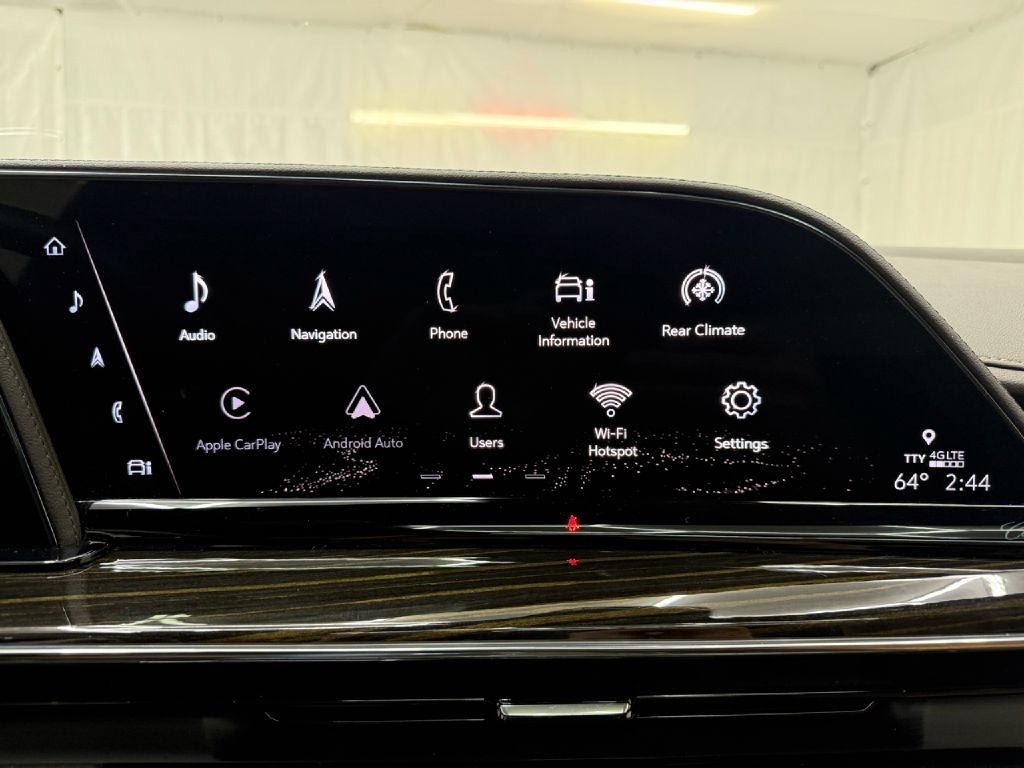 Cadillac Escalade Premium Luxury AWD 2021