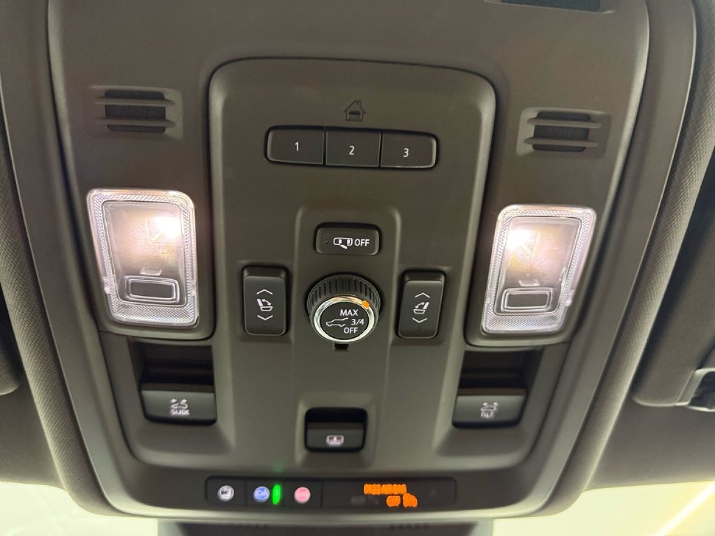 Cadillac Escalade Premium Luxury AWD 2021