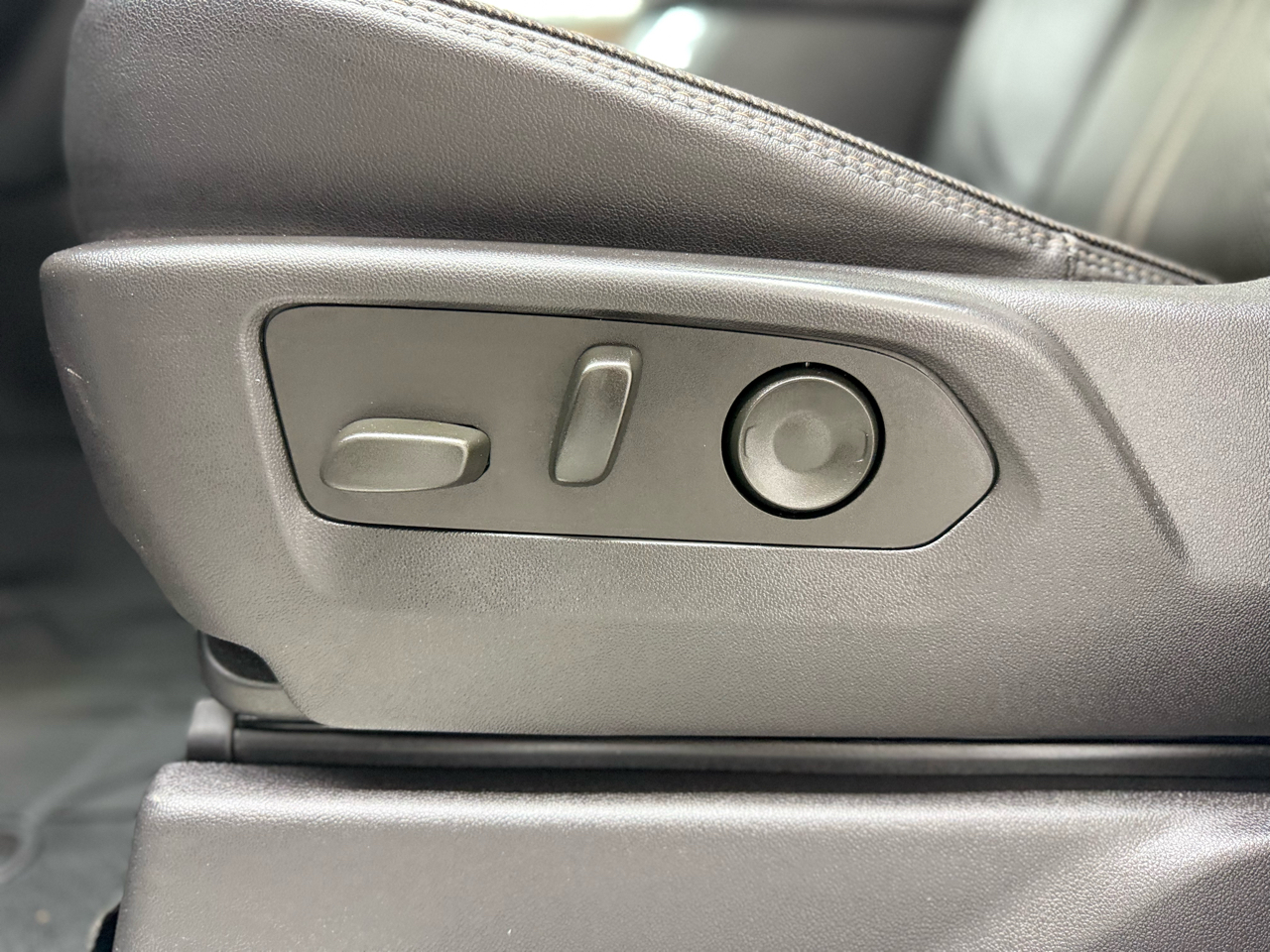 Chevrolet Silverado 1500 High Country Crew Cab 4WD 2022