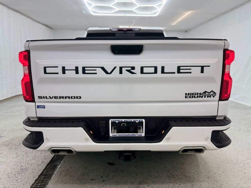 Chevrolet Silverado 1500 High Country Crew Cab 4WD 2022