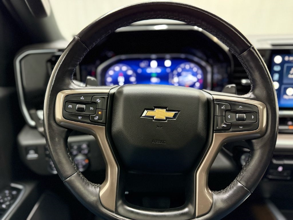 Chevrolet Silverado 1500 High Country Crew Cab 4WD 2022