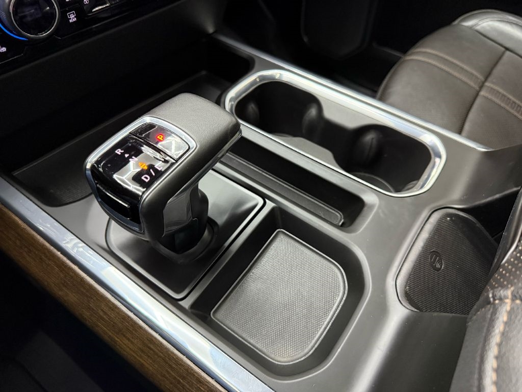 Chevrolet Silverado 1500 High Country Crew Cab 4WD 2022