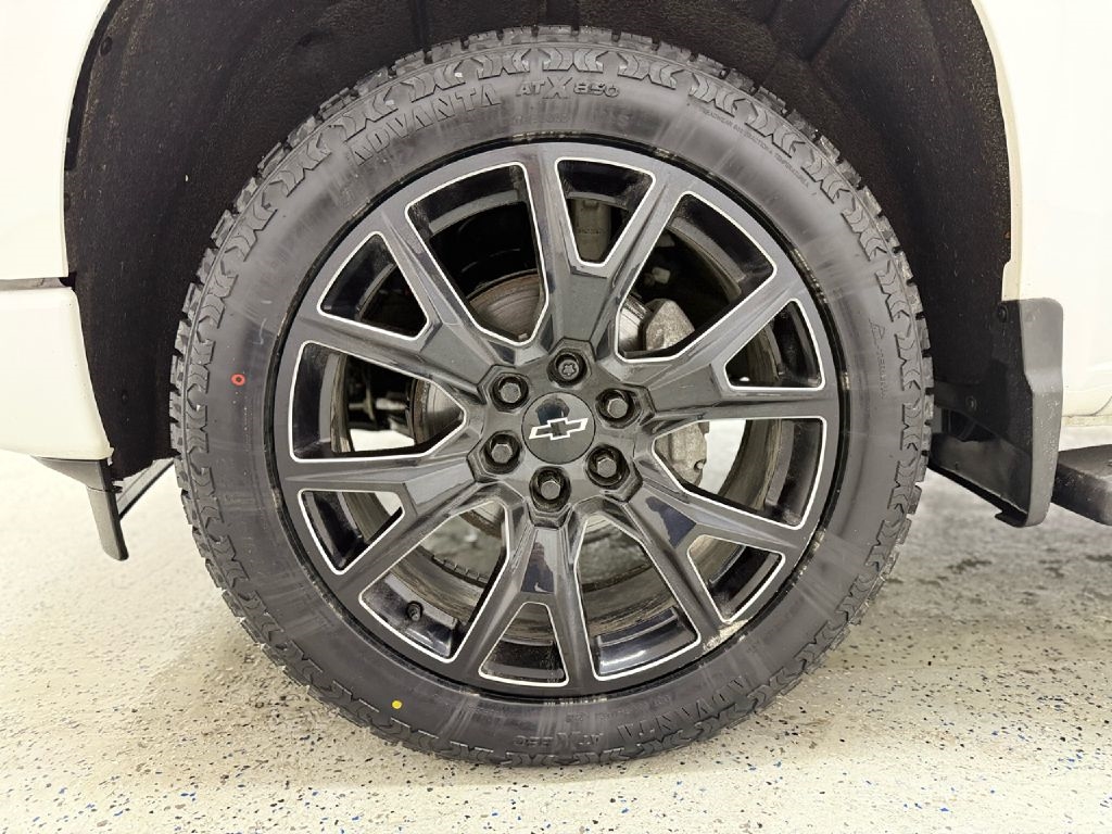 Chevrolet Silverado 1500 High Country Crew Cab 4WD 2022