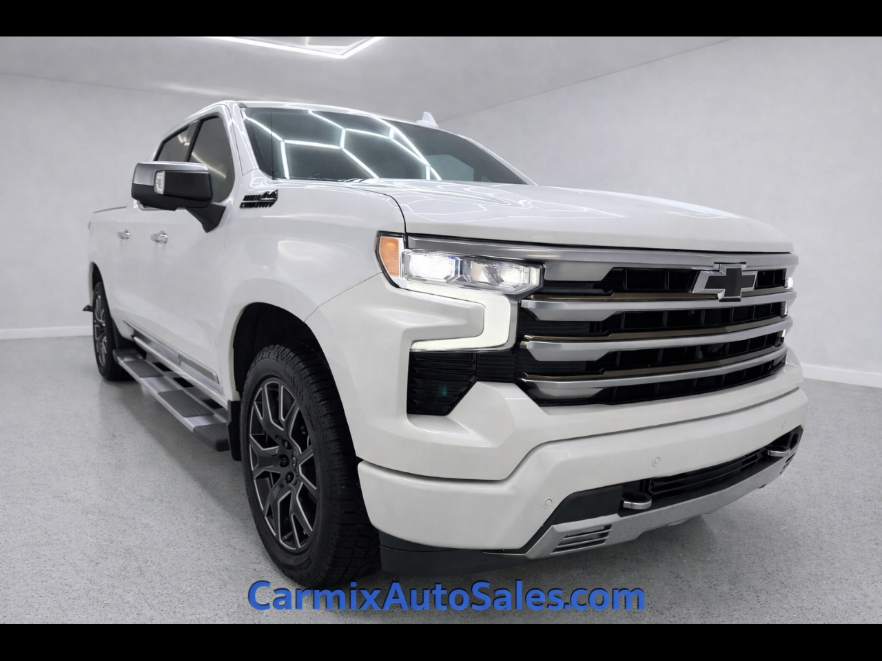 2022 Chevrolet Silverado 1500 High Country Crew Cab 4WD