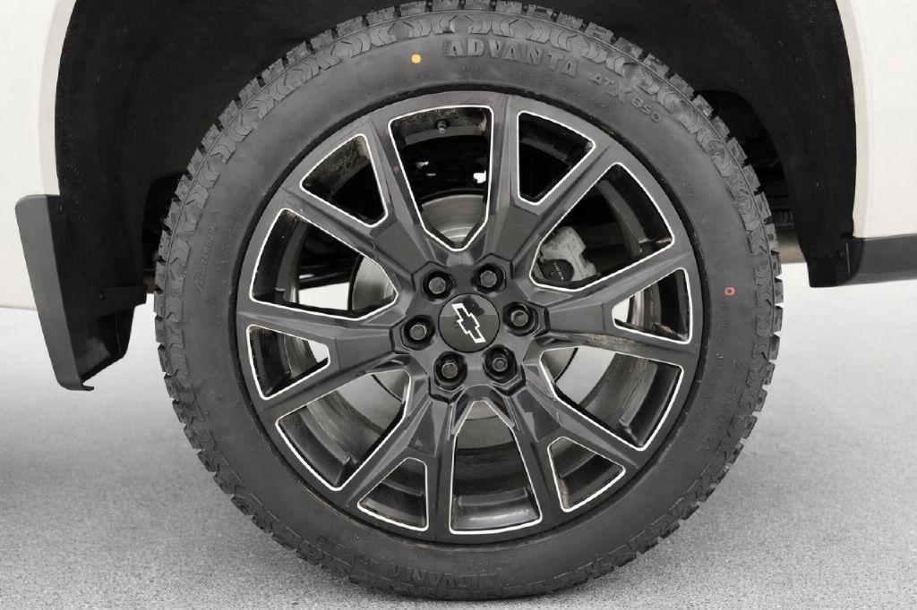 Chevrolet Silverado 1500 High Country Crew Cab 4WD 2022