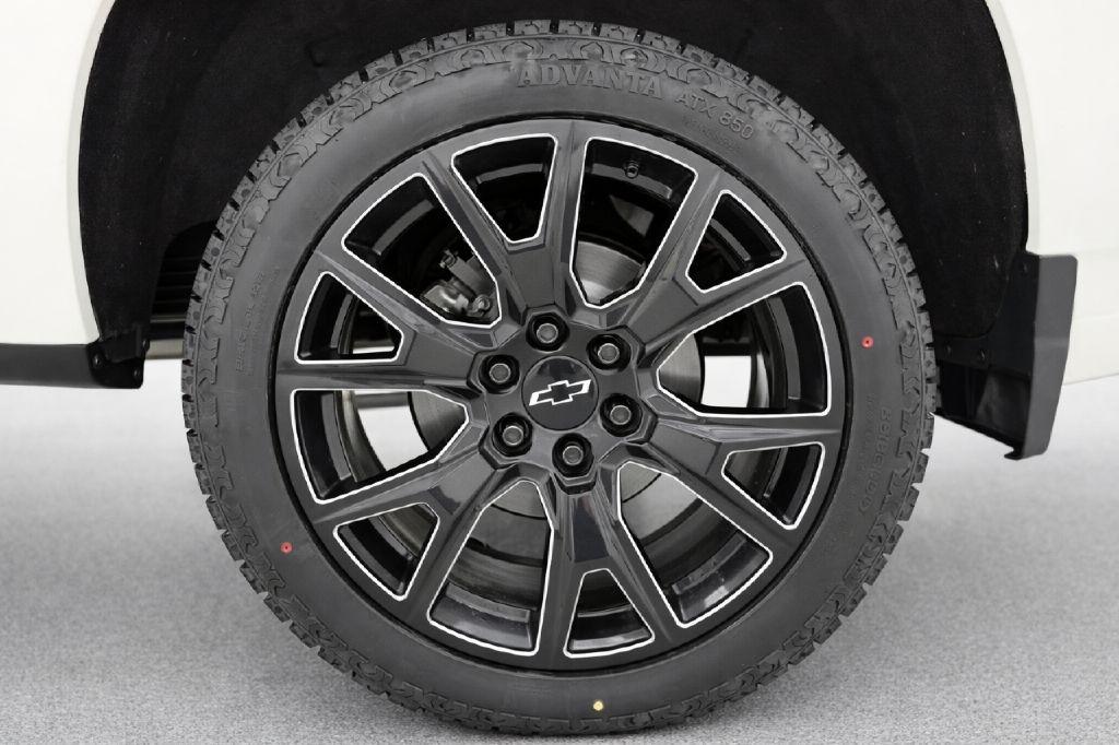 Chevrolet Silverado 1500 High Country Crew Cab 4WD 2022