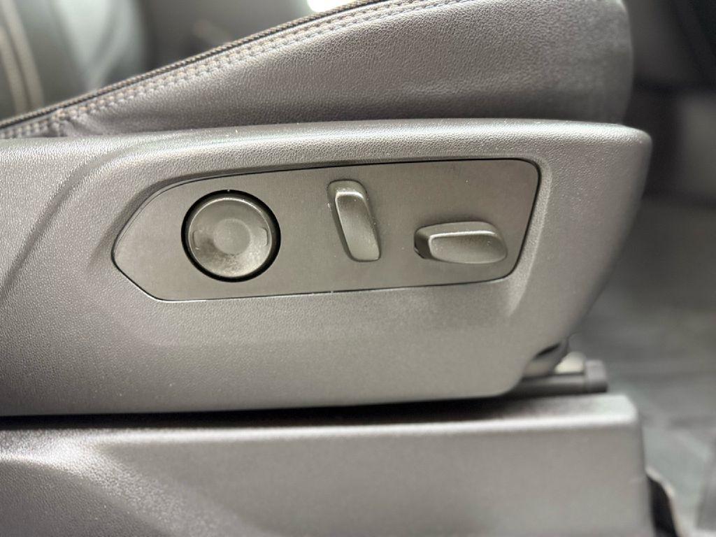 Chevrolet Silverado 1500 High Country Crew Cab 4WD 2022