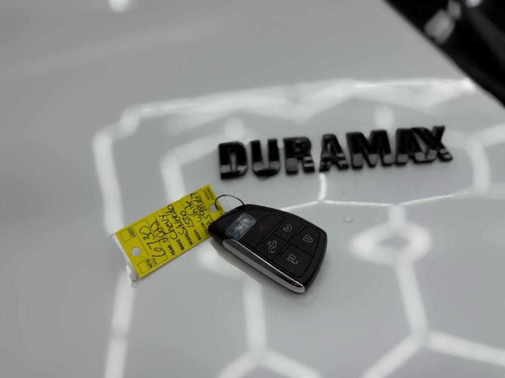 Chevrolet Silverado 1500 High Country Crew Cab 4WD 2022