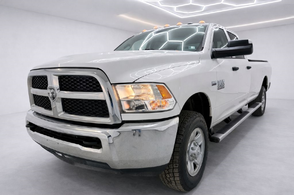 RAM 2500 Tradesman Crew Cab LWB 4WD 2018