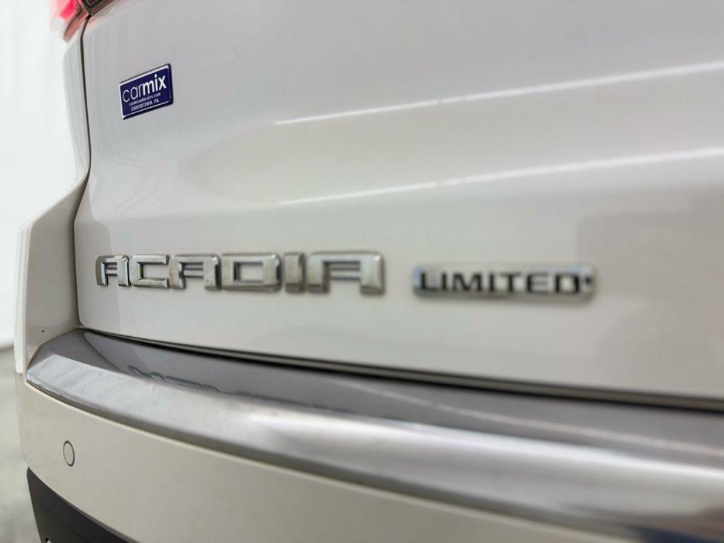 GMC Acadia Limited AWD 2017