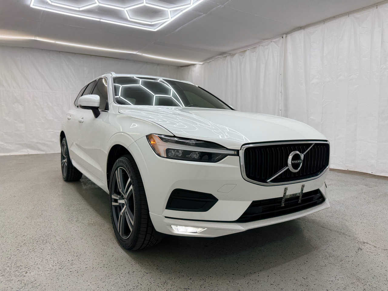 Volvo XC60 T5 Momentum AWD 2021