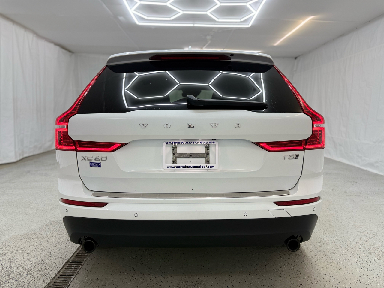 Volvo XC60 T5 Momentum AWD 2021