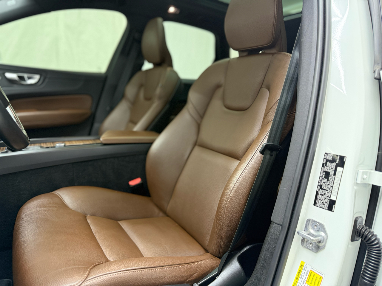 Volvo XC60 T5 Momentum AWD 2021