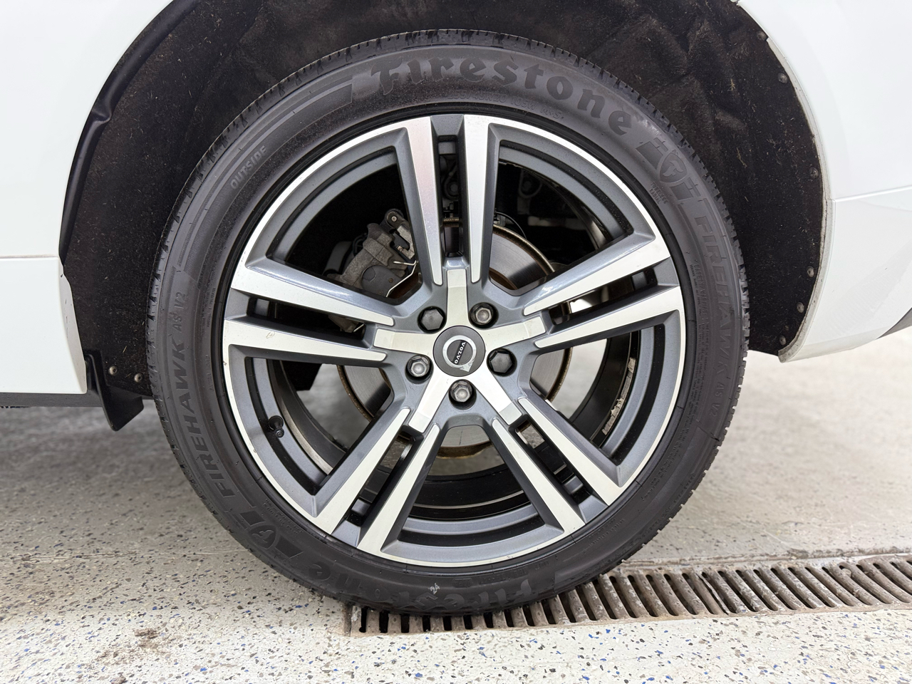 Volvo XC60 T5 Momentum AWD 2021