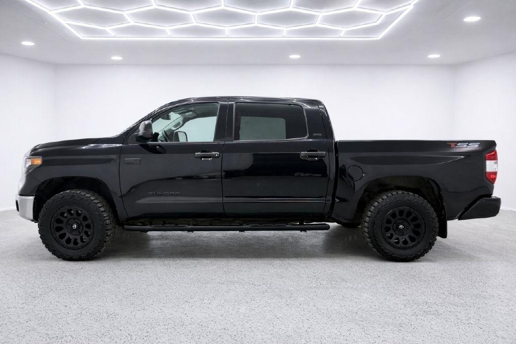 Toyota Tundra SR5 5.7L V8 CrewMax 2WD 2021