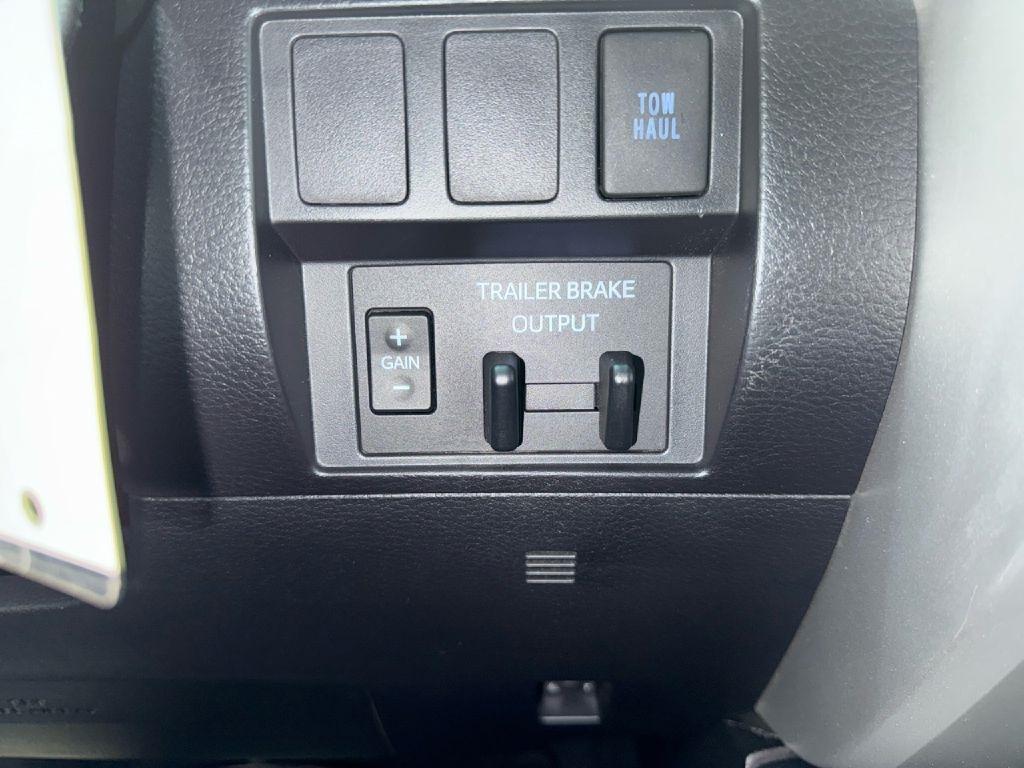 Toyota Tundra SR5 5.7L V8 CrewMax 2WD 2021