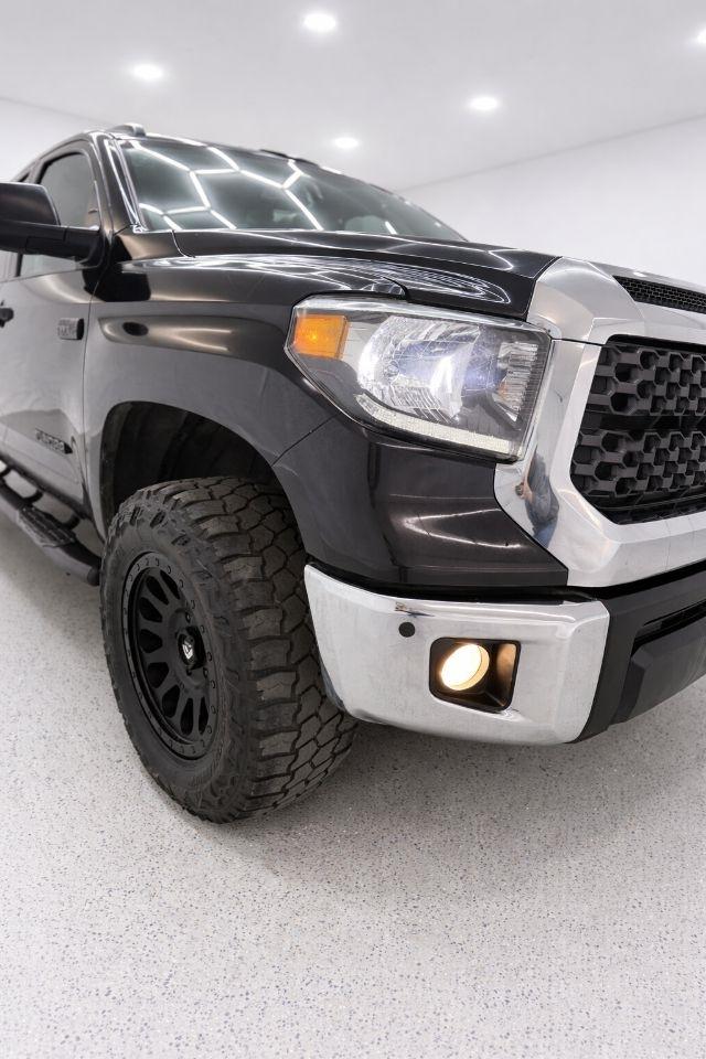 Toyota Tundra SR5 5.7L V8 CrewMax 2WD 2021