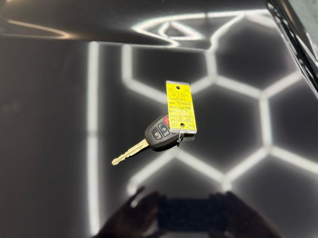 Toyota Tundra SR5 5.7L V8 CrewMax 2WD 2021