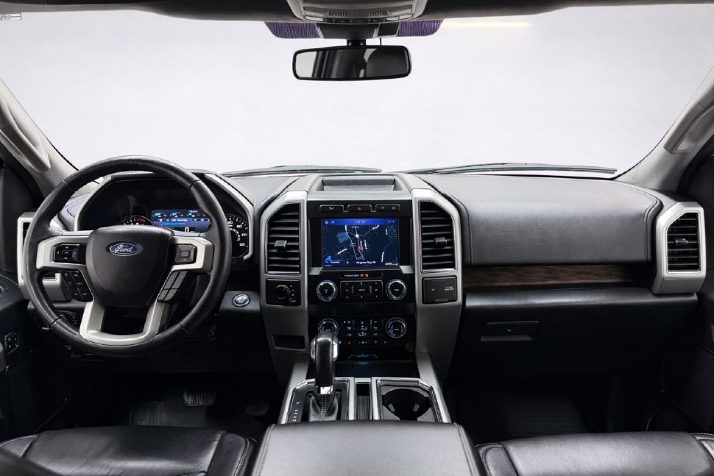 Ford F-150 4WD SuperCab 145" Lariat 2020