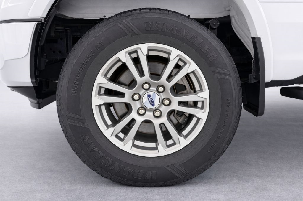 Ford F-150 4WD SuperCab 145" Lariat 2020