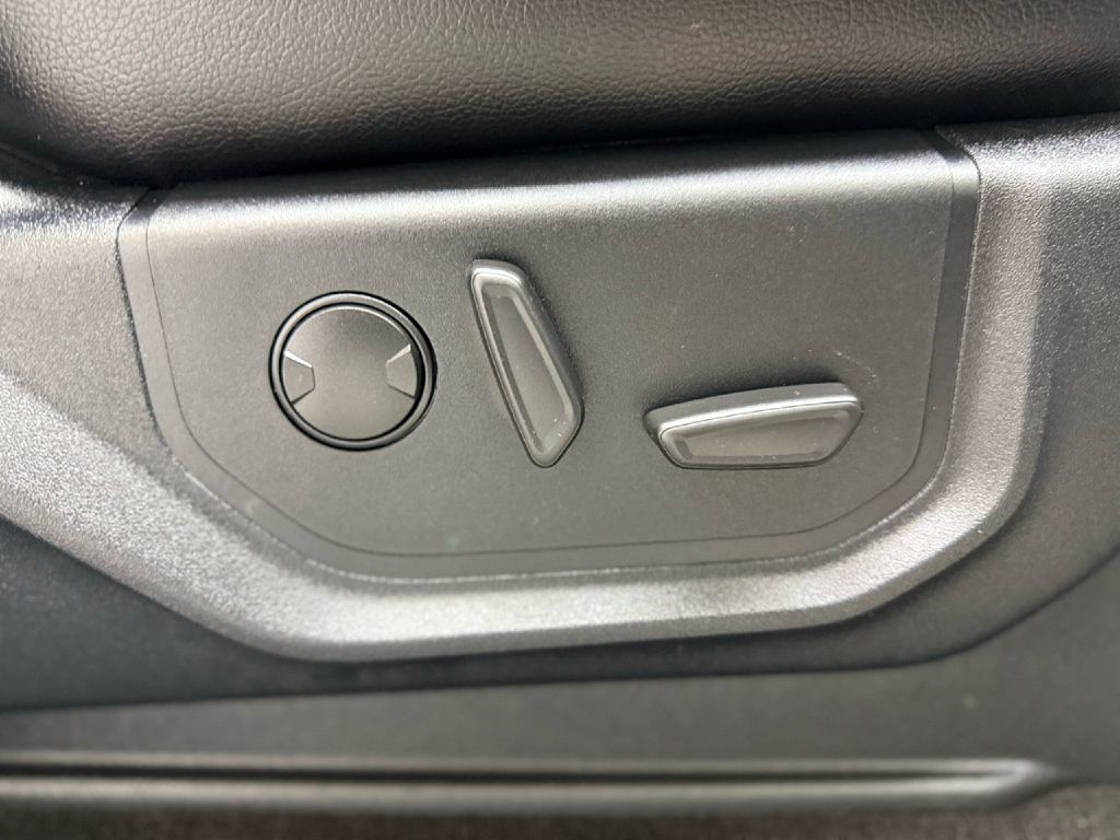 Ford F-150 4WD SuperCab 145" Lariat 2020