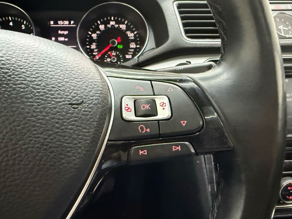 Volkswagen Passat SE 6A 2017