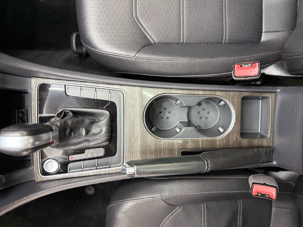 Volkswagen Passat SE 6A 2017