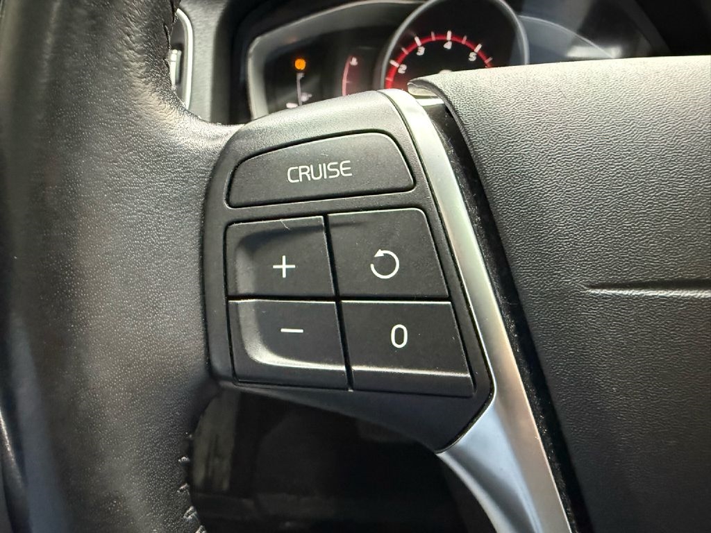 Volvo V60 Cross Country T5 2017