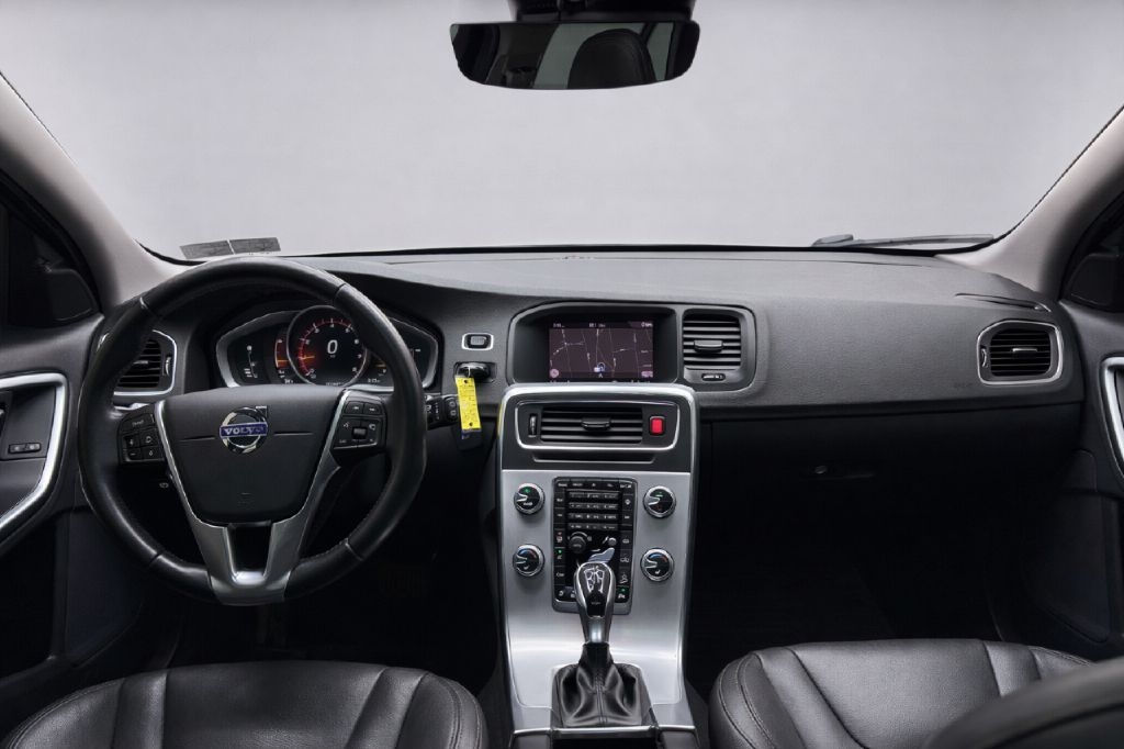 Volvo V60 Cross Country T5 2017