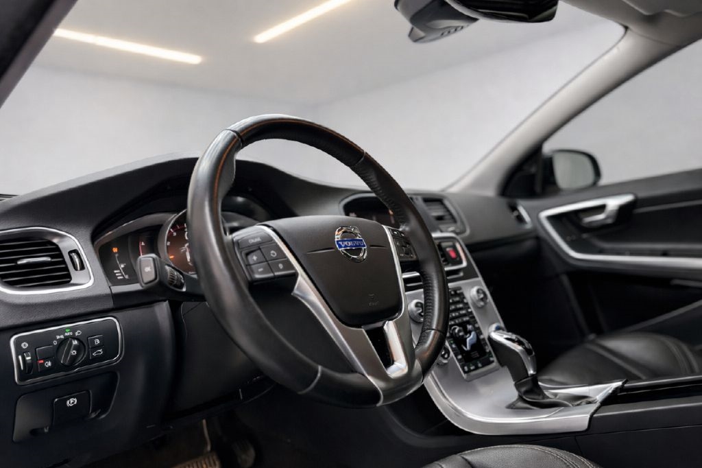 Volvo V60 Cross Country T5 2017