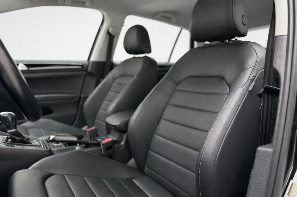 Volkswagen Golf TSI SEL 6A 2016