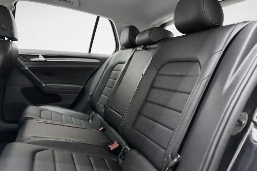 Volkswagen Golf TSI SEL 6A 2016