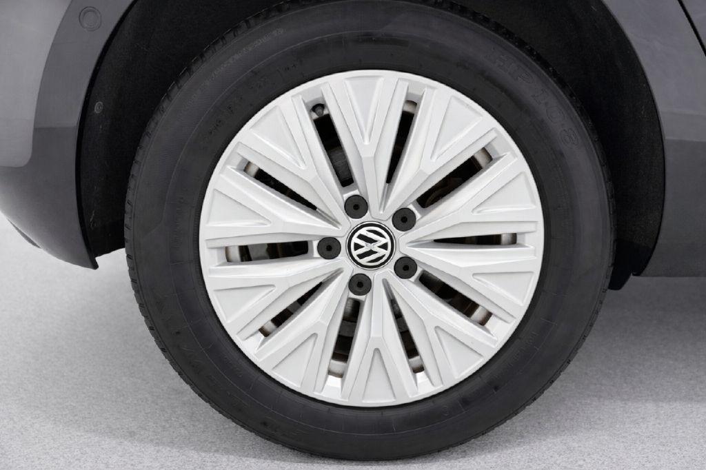 Volkswagen Golf TSI SEL 6A 2016