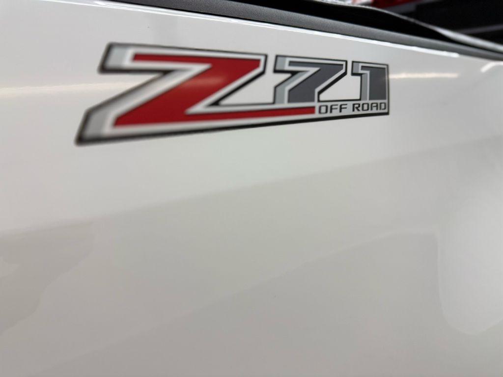 Chevrolet Colorado Z71 Ext. Cab 4WD 2020