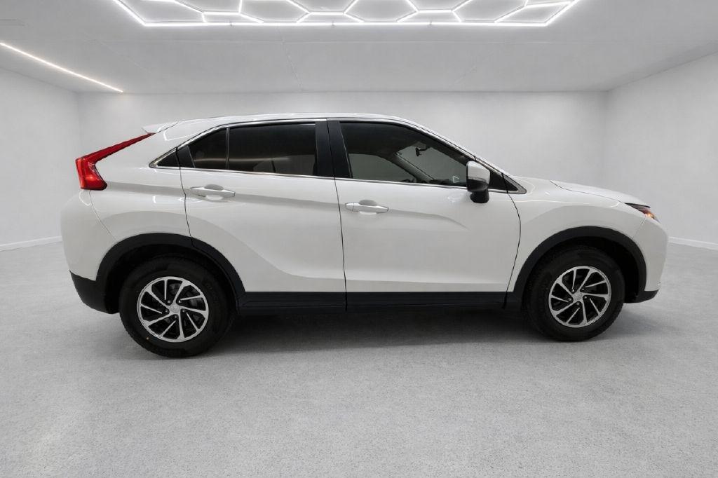 Mitsubishi Eclipse Cross ES 2020