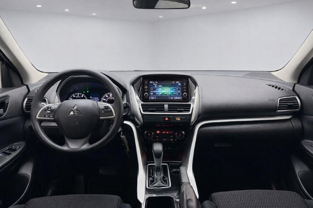 Mitsubishi Eclipse Cross ES 2020