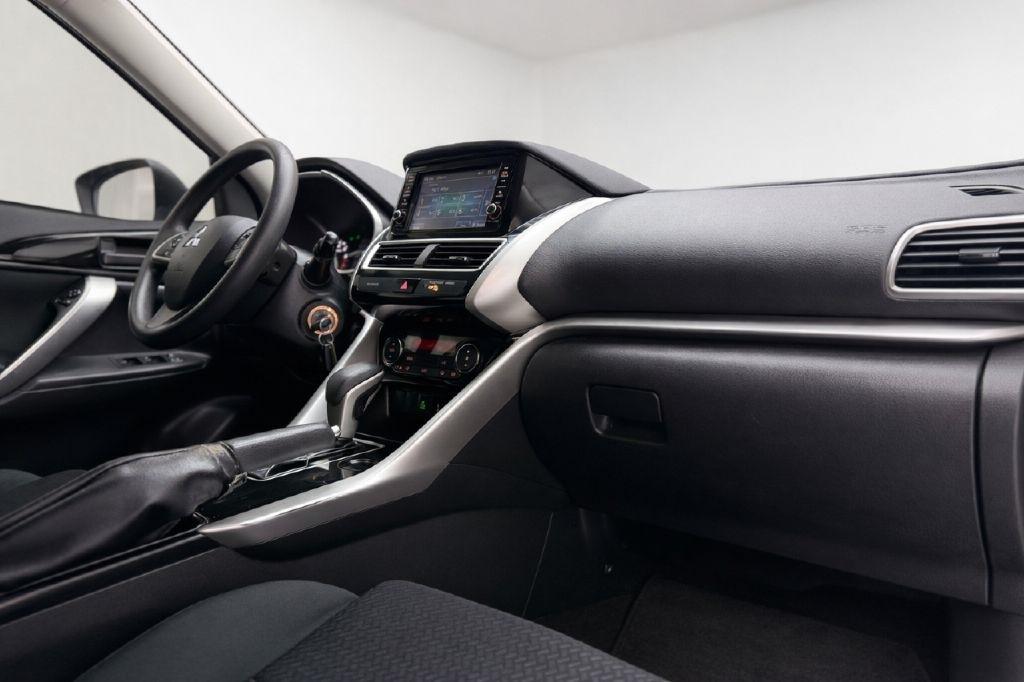 Mitsubishi Eclipse Cross ES 2020