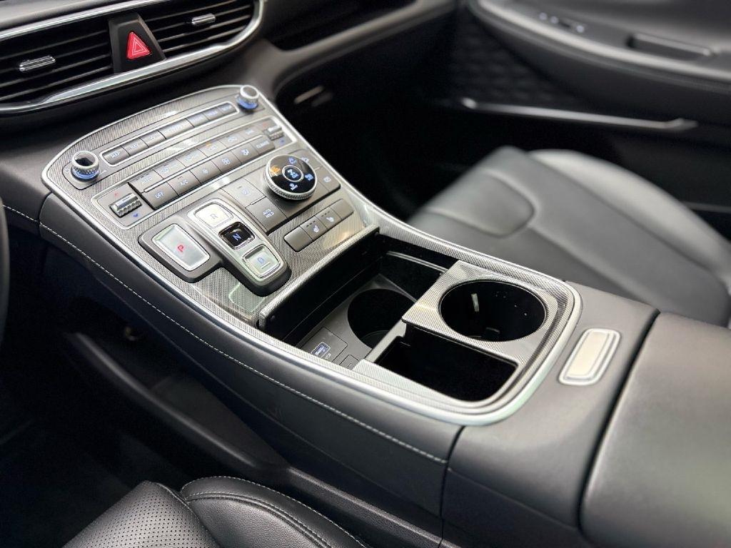 Hyundai Santa Fe SEL AWC w/Premium Package 2023