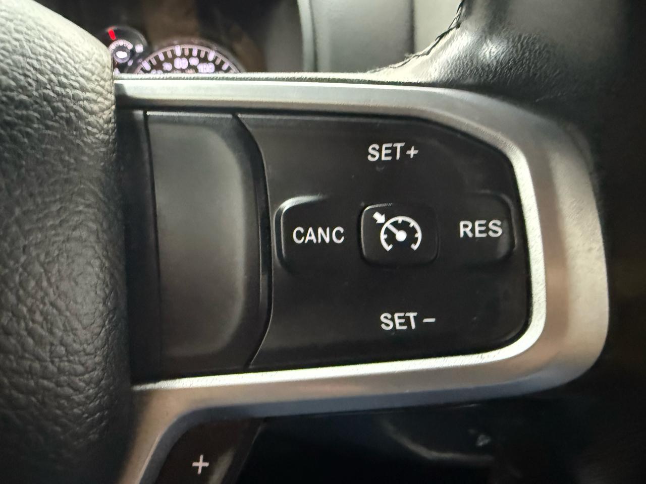 RAM 1500 Big Horn Quad Cab 4WD 2019