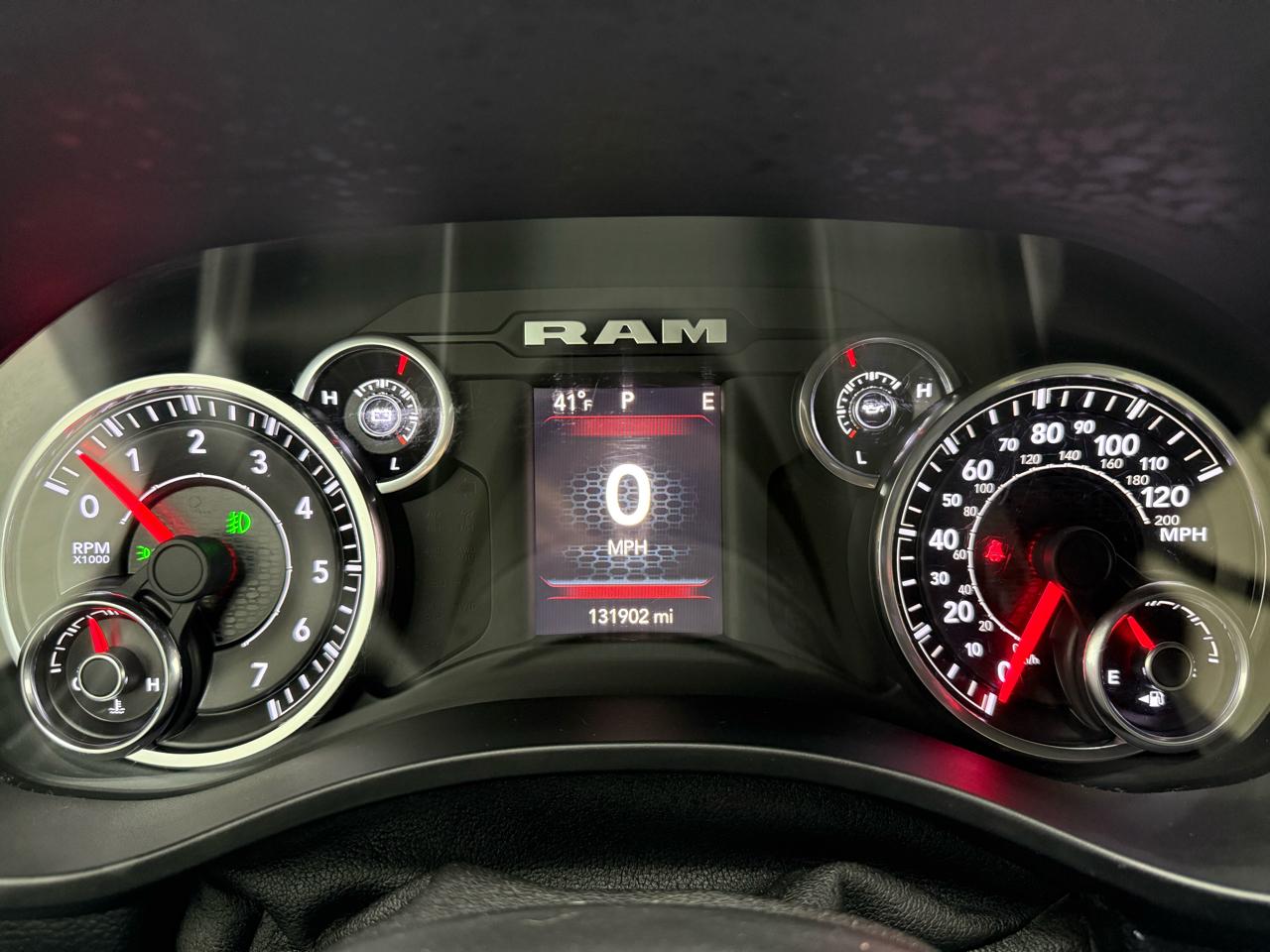 RAM 1500 Big Horn Quad Cab 4WD 2019