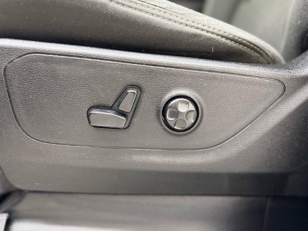 RAM 1500 Big Horn Quad Cab 4WD 2019