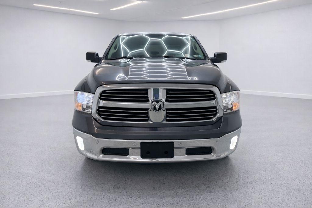 RAM 1500 SLT Crew Cab SWB 4WD 2017