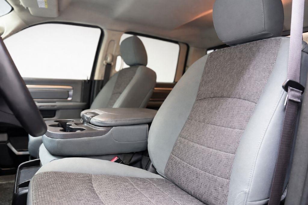 RAM 1500 SLT Crew Cab SWB 4WD 2017