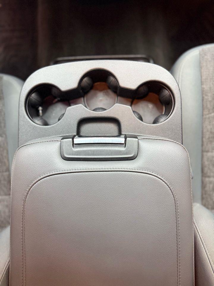 RAM 1500 SLT Crew Cab SWB 4WD 2017